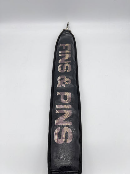 Largemouth bass Fins & Pins bag strap