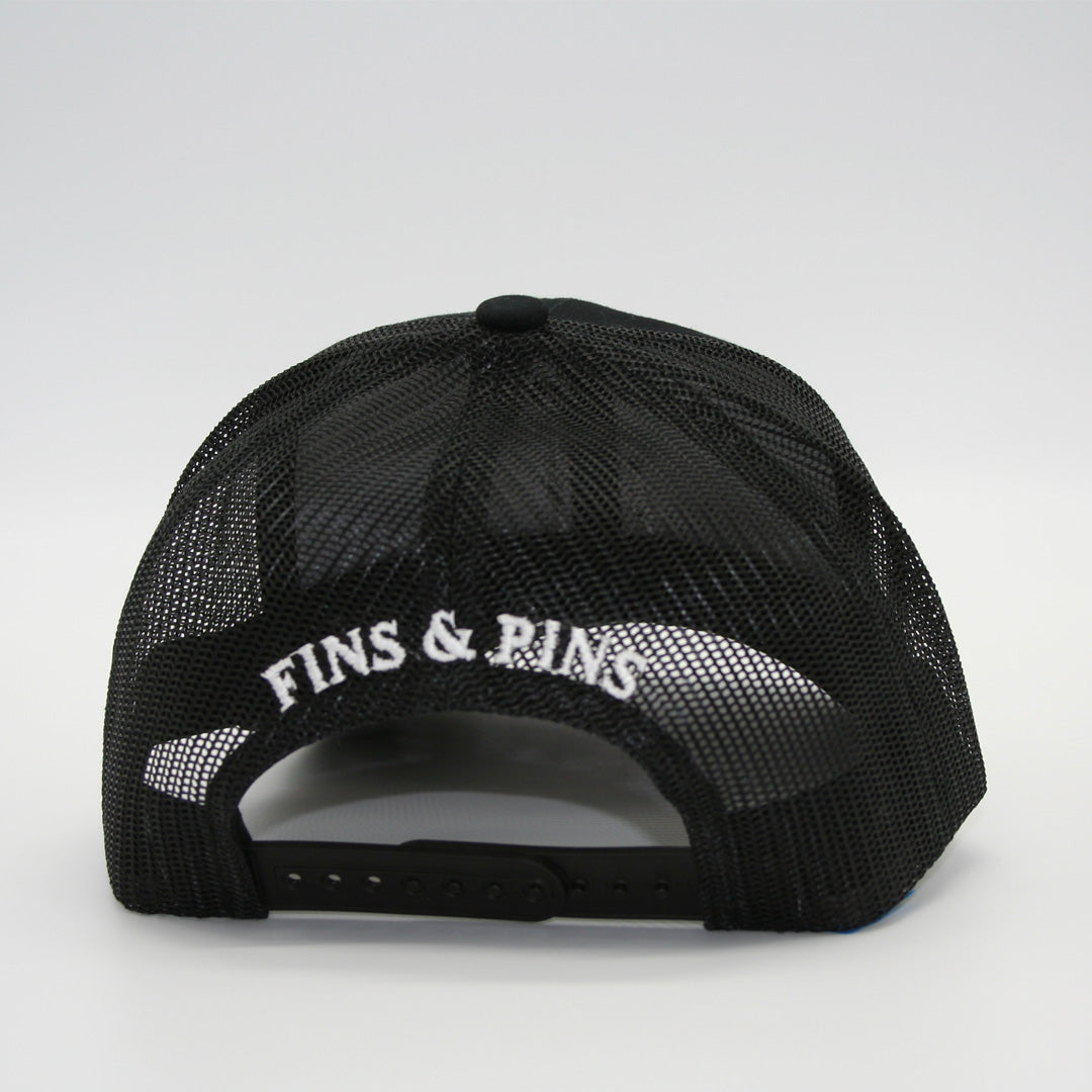 Black yupoong snapback with white T-Hook